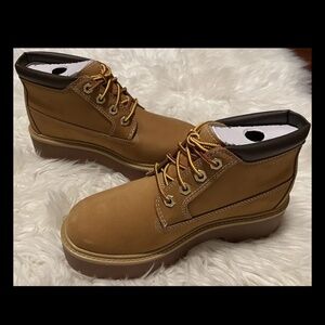 Timberland Stone Street Mid Lace Waterproof Wheat Nubuck Women’s Size 5.5